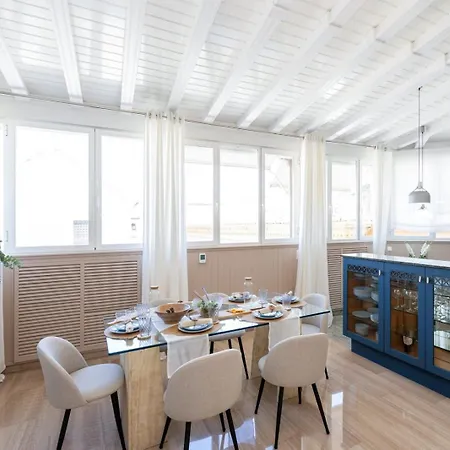 Chezmoihomes Penthouse Boutique With Terrace-2